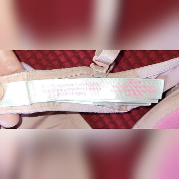 Victoria's Secret PINK Bra Size 34C Padded Underwire Good Used Condition. - Picture 7 of 9